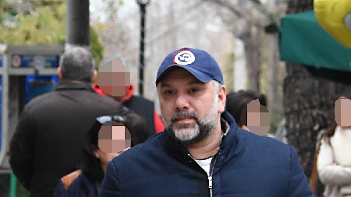 Γρηγόρης Αρναούτογλου: Η συγκίνησή του στο ραδιόφωνο για τον θάνατο της μητέρας του