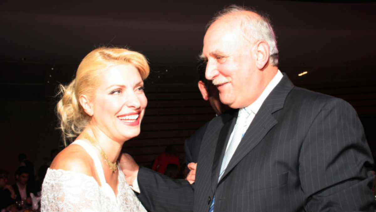 Η Ελένη Μενεγάκη αποχαιρετά τον Γιώργο Παπαδάκη με λόγια καρδιάς