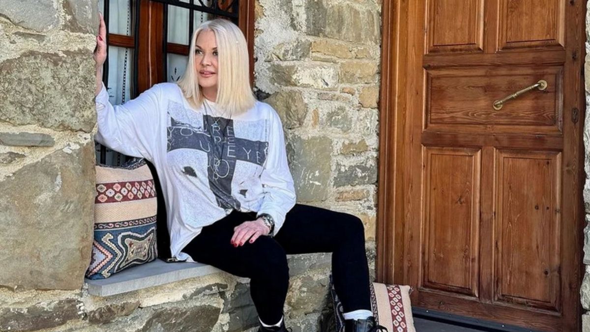 Ρούλα Κορομηλά: Το καρουζέλ φωτογραφιών της με τον «πρωταγωνιστή» της ζωής της και η γλυκιά ανάρτηση