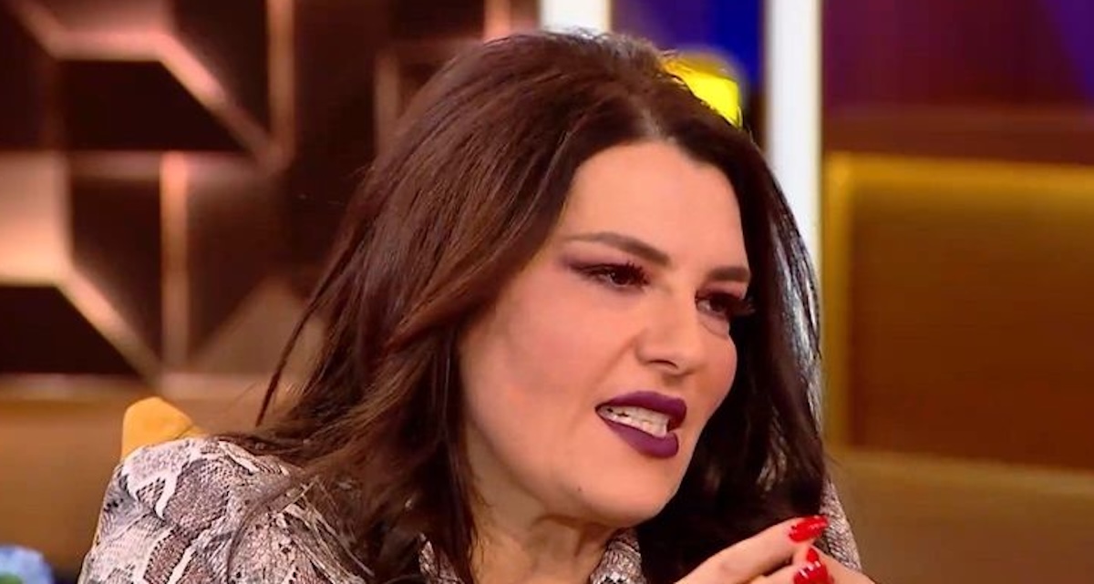 Κατερίνα Ζαρίφη: «Εγώ είμαι ένας άνθρωπος που αρπάζω. Ένα κορίτσι του γηπέδου, του μπινελικίου…»