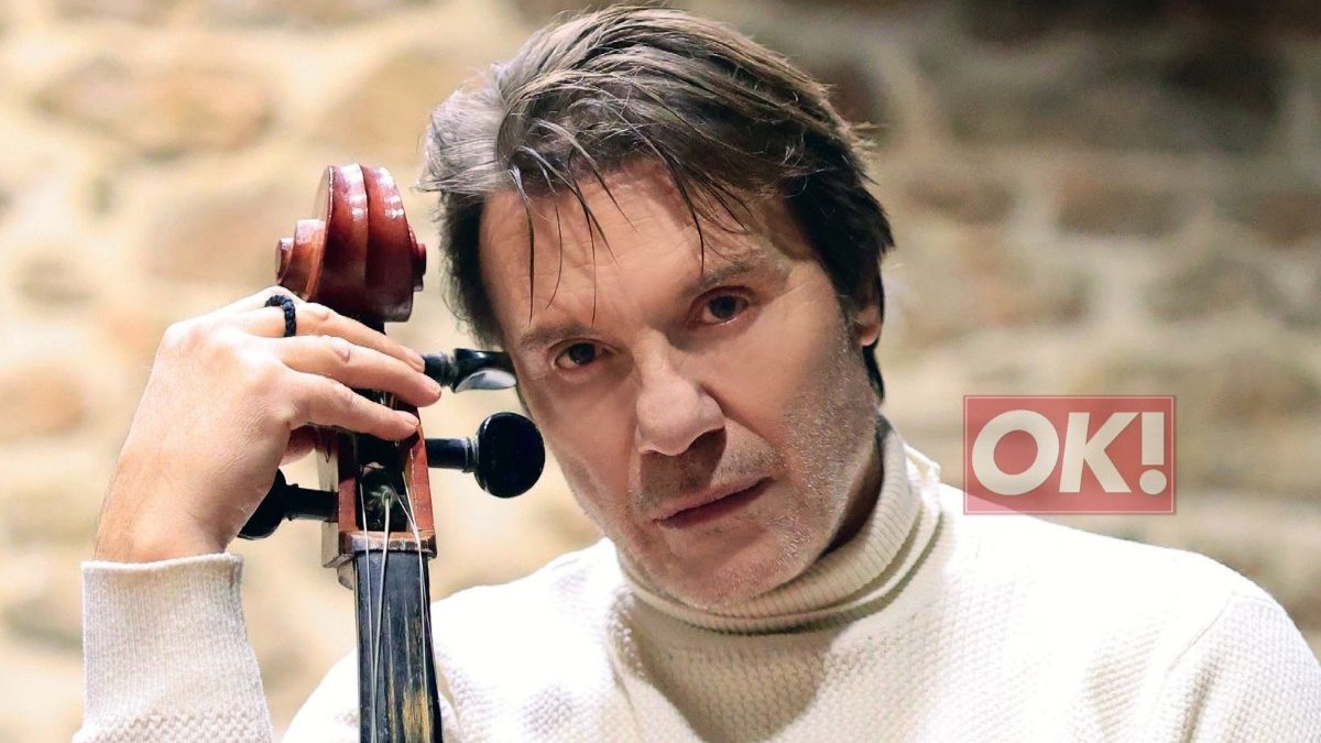 Στράτος Τζώρτζογλου: «”Είσαι όμορφος, ρε πατέρα, σαν άγιος”, αυτή ήταν η τελευταία φράση που του είπα και ύστερα από δύο ώρες έφυγε με καρδιακό»