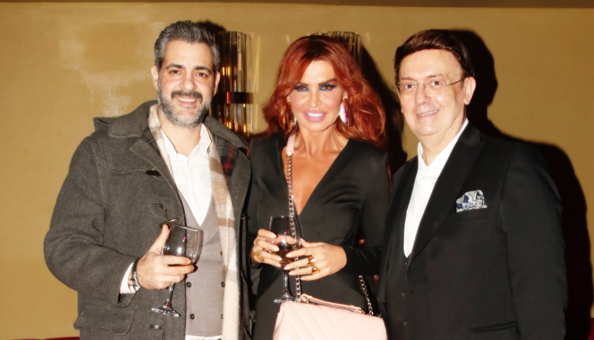 Το λαμπερό πάρτι του Γιάννη Καζανίδη