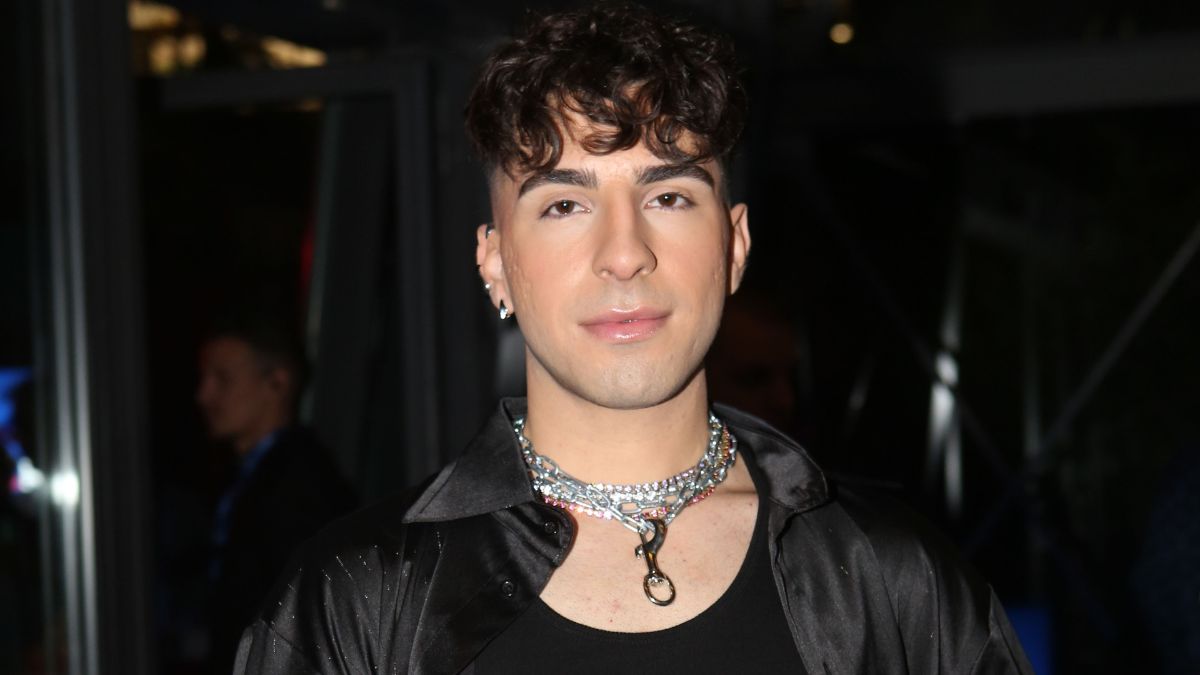 Zaf: «Το τραγούδι μου δεν ήταν γραμμένο για την Eurovision. Έφυγαν κάποιες λεξούλες οι οποίες δεν έπρεπε να ειπωθούν»