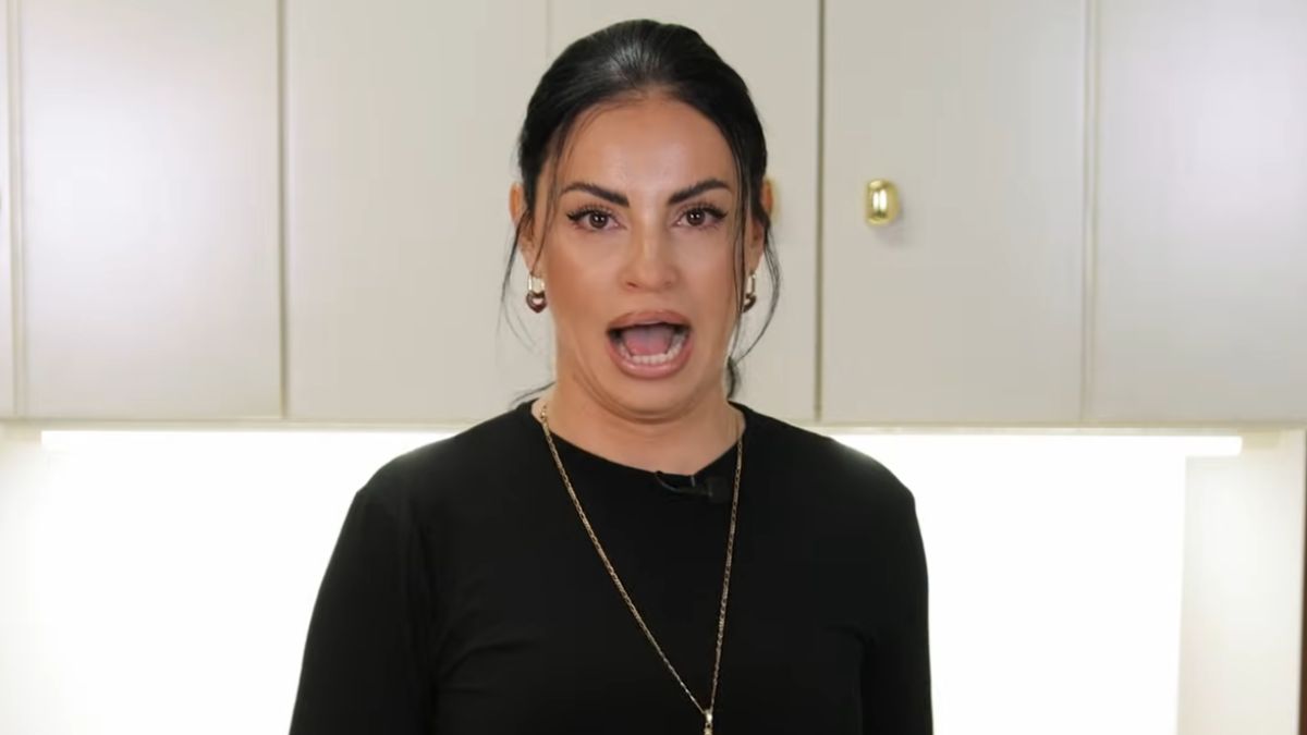 Ξεσπά η Δήμητρα Αλεξανδράκη σε κλάμματα: «Εσείς που έχετε κάνει κατάσχεση του ακινήτου, 3 χρόνια, που είστε;»