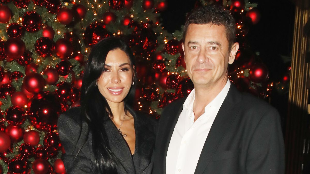 Αντώνης Σρόιτερ – Ιωάννα Μπούκη: Mε ένα καρουζέλ φωτογραφιών υποδέχτηκαν τον νέο χρόνο στη Ζυρίχη