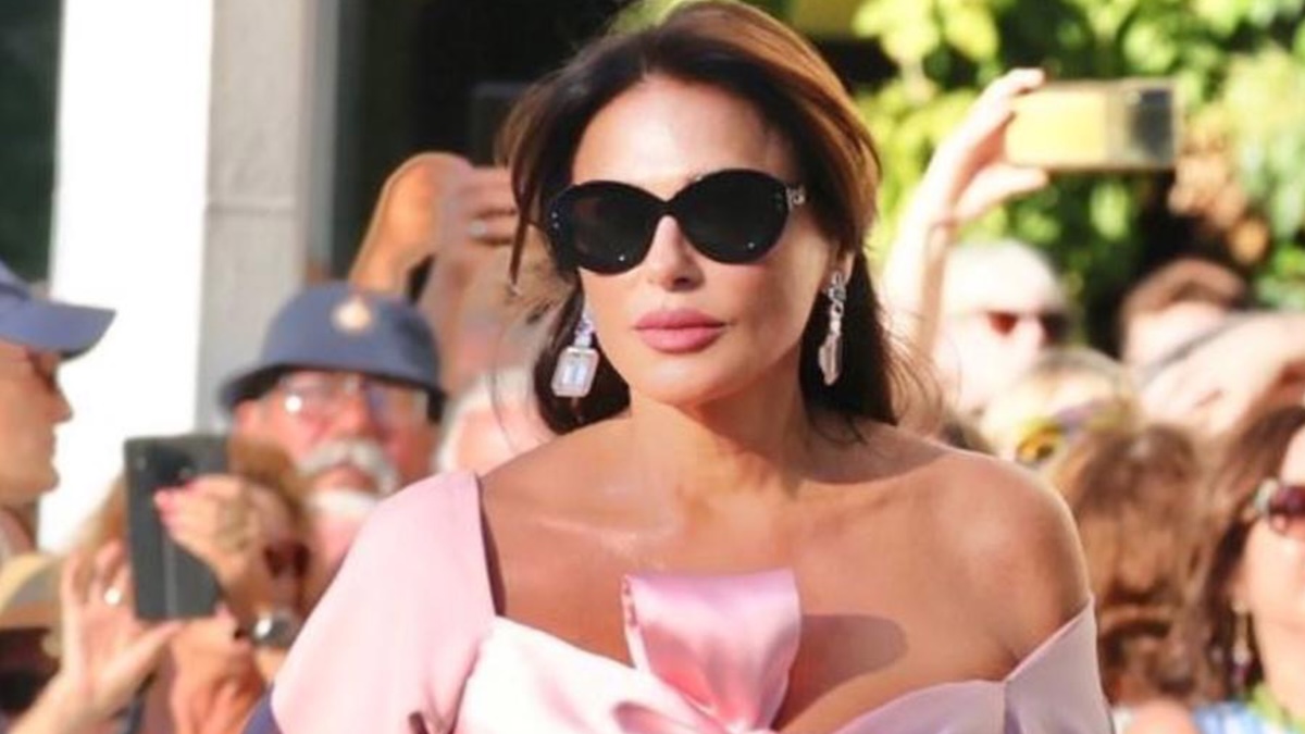 Σίλια Κριθαριώτη: Το πρόσωπο-έκπληξη στην επίδειξη μόδας της στο Παρίσι