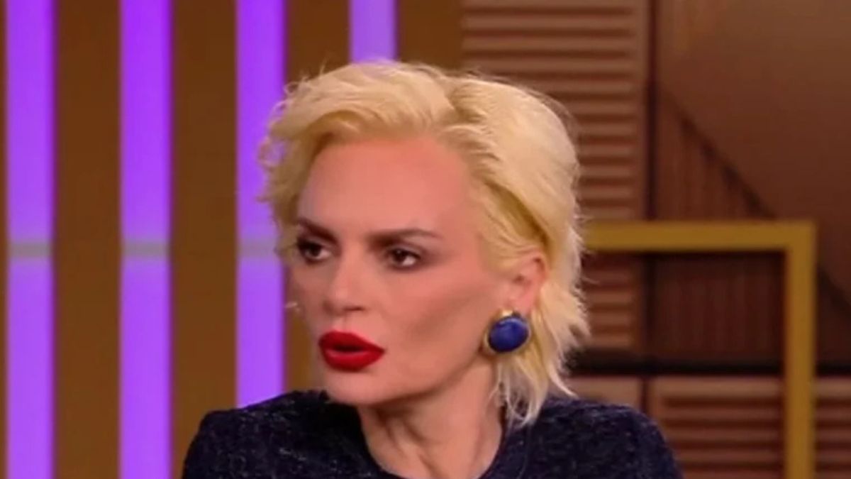 Έλενα Χριστοπούλου για Τούνη: «Τα κλικ πόσα είναι, τα likes πόσα είναι –  Αυτό είναι το θέμα»