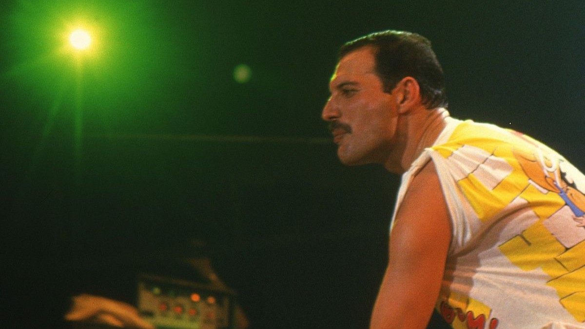 Φρέντι Μέρκιουρι: Πέθανε η «κρυφή» κόρη  του θρυλικού τραγουδιστή