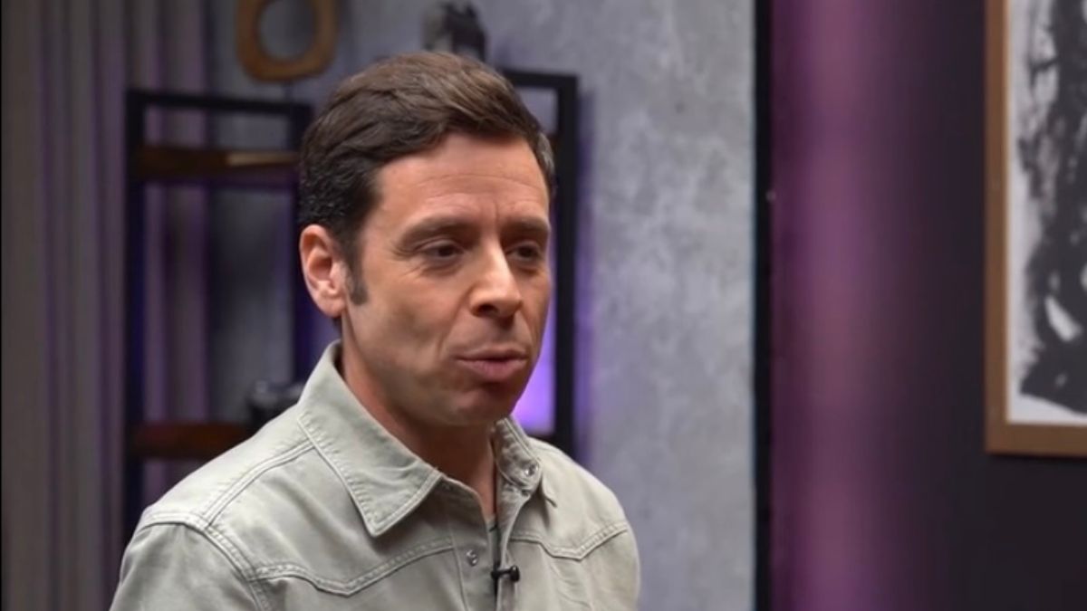 Γιάννης Σαρακατσάνης: «Το καλύτερο σε παγιδεύει, σε κάνει δυστυχισμένο και δεν το πετυχαίνεις»