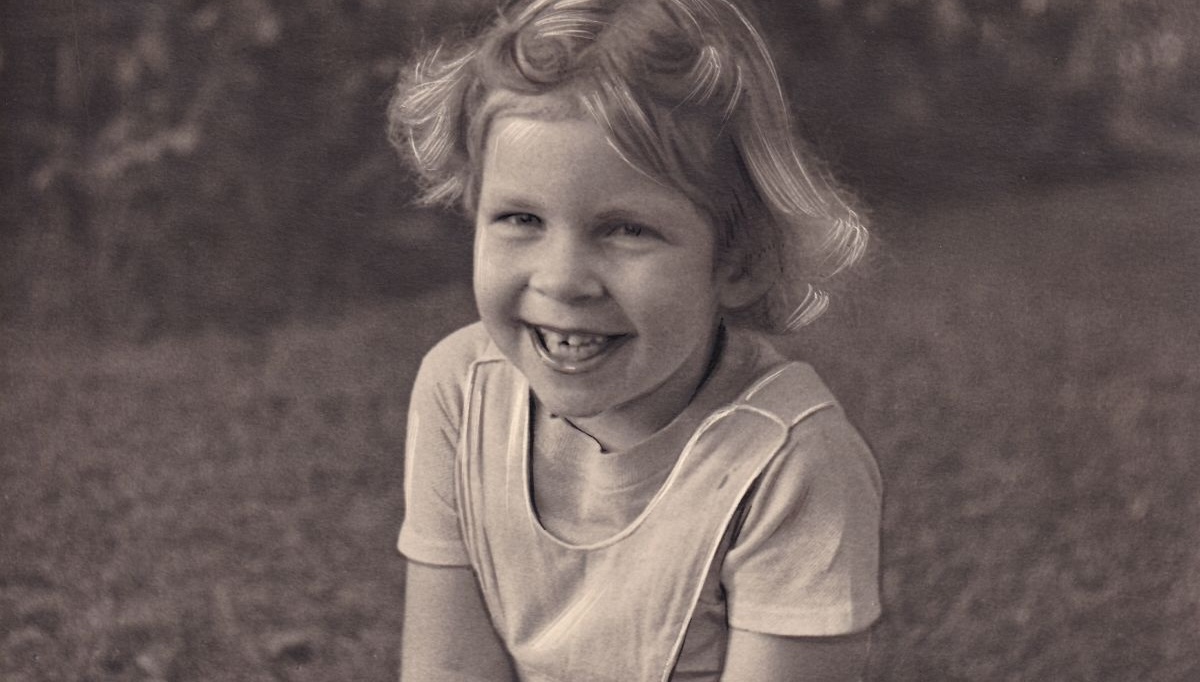 Η «τιάρα» της Ειρήνης, πριγκίπισσας των αόρατων