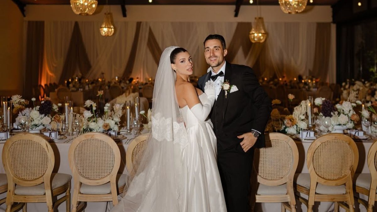 Μαριαλένα Ρουμελιώτη – Σάκης Κατσούλης: To νέο ρομαντικό βίντεο από την ημέρα του γάμου τους!