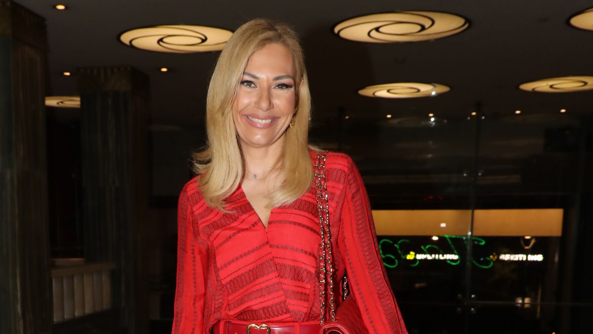 Τίνα Μεσσαροπούλου: Γενέθλια για τη δημοσιογράφο – Οι συγκινητικές ευχές από τον σύζυγό της, Γιώργο Μυλωνάκη και την Μάρα Ζαχαρέα