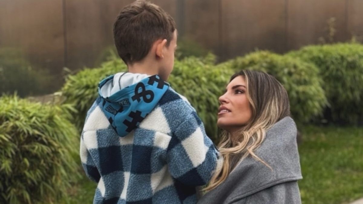 Η Αθηνά Οικονομάκου ευχήθηκε στον γιο της, Μάξιμο με μια κοινή του φωτογραφία