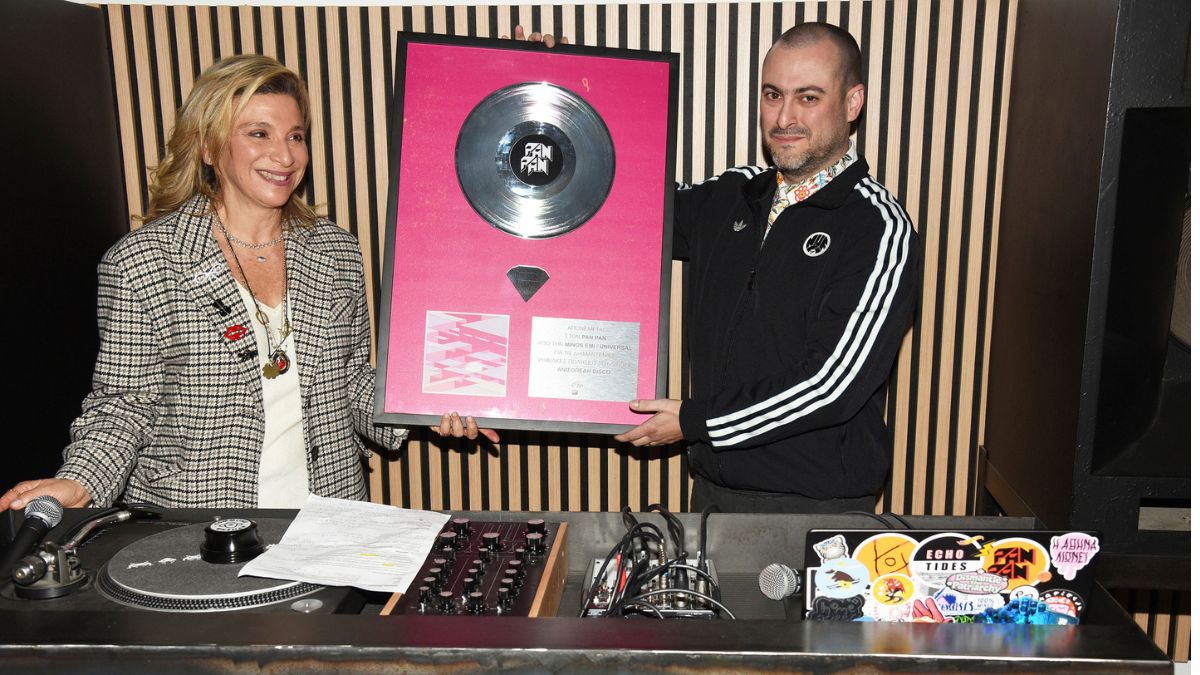 Pan Pan: Η «Ανισόπεδη Ντίσκο» έγινε διαμαντένια