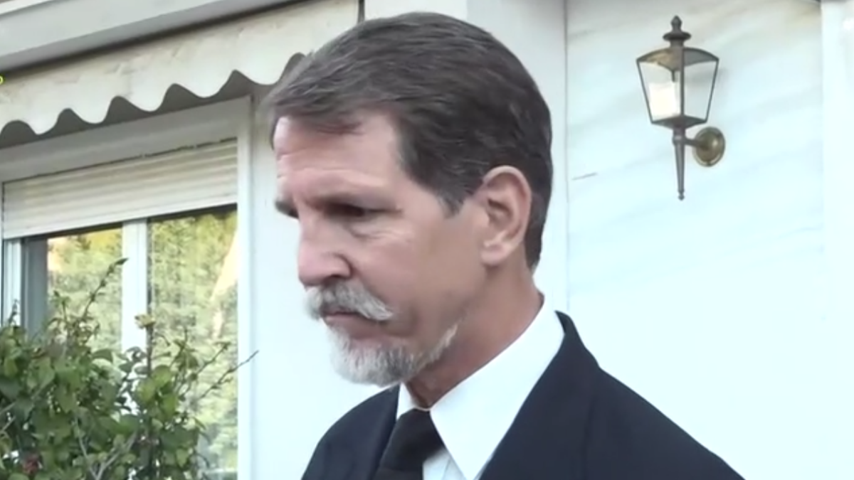 Παύλος Ντε Γκρες: Όσα είπε λίγο πριν το μνημόσυνο του τέως βασιλιά Κωνσταντίνου – «Ήταν ένας πολύ καλός άνθρωπος…»