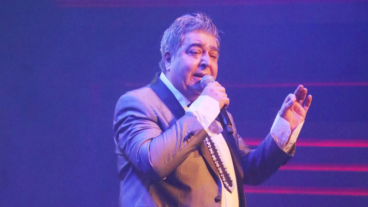 Σώτης Βολάνης: Η ξαφνική αποχώρηση από το νυχτερινό κέντρο που τραγουδά που προκάλεσε αναστάτωση