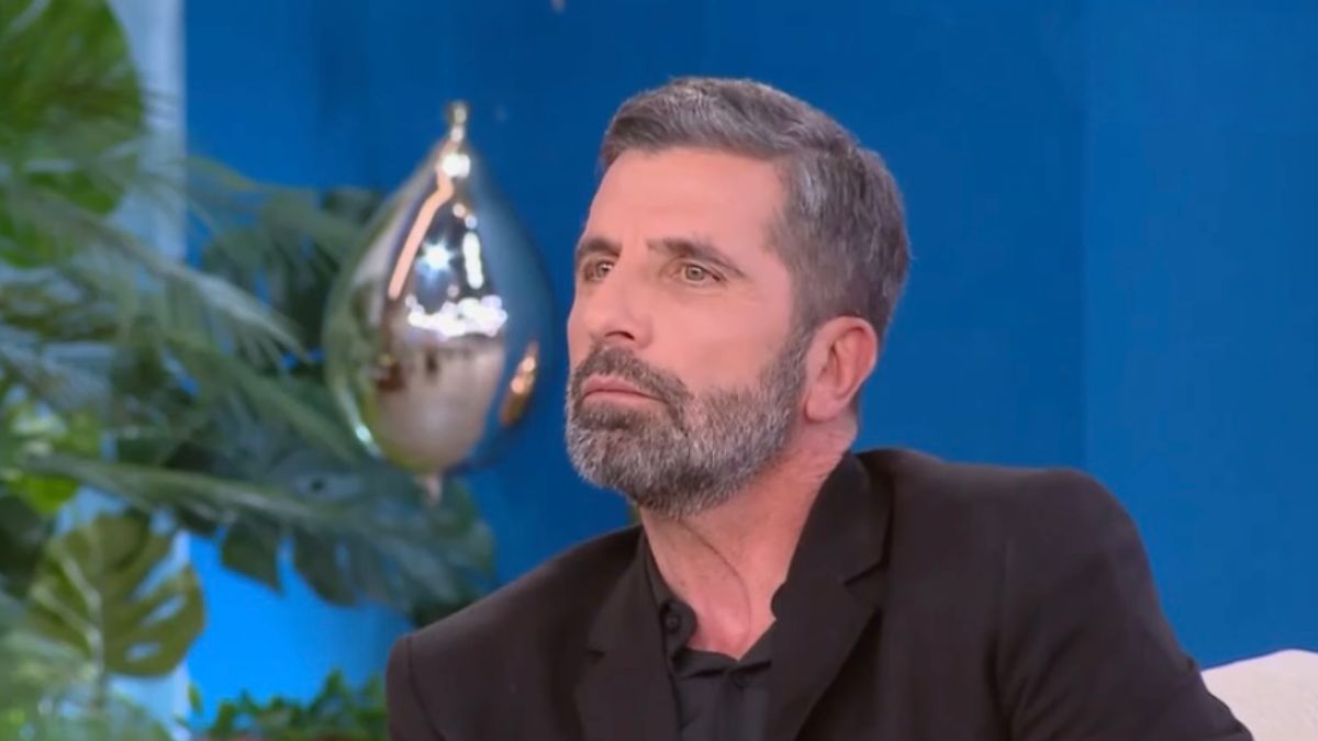 Θανάσης Βισκαδουράκης: «Εγώ προτιμώ πάντα να με αδικείς, παρά να σ’ αδικώ»