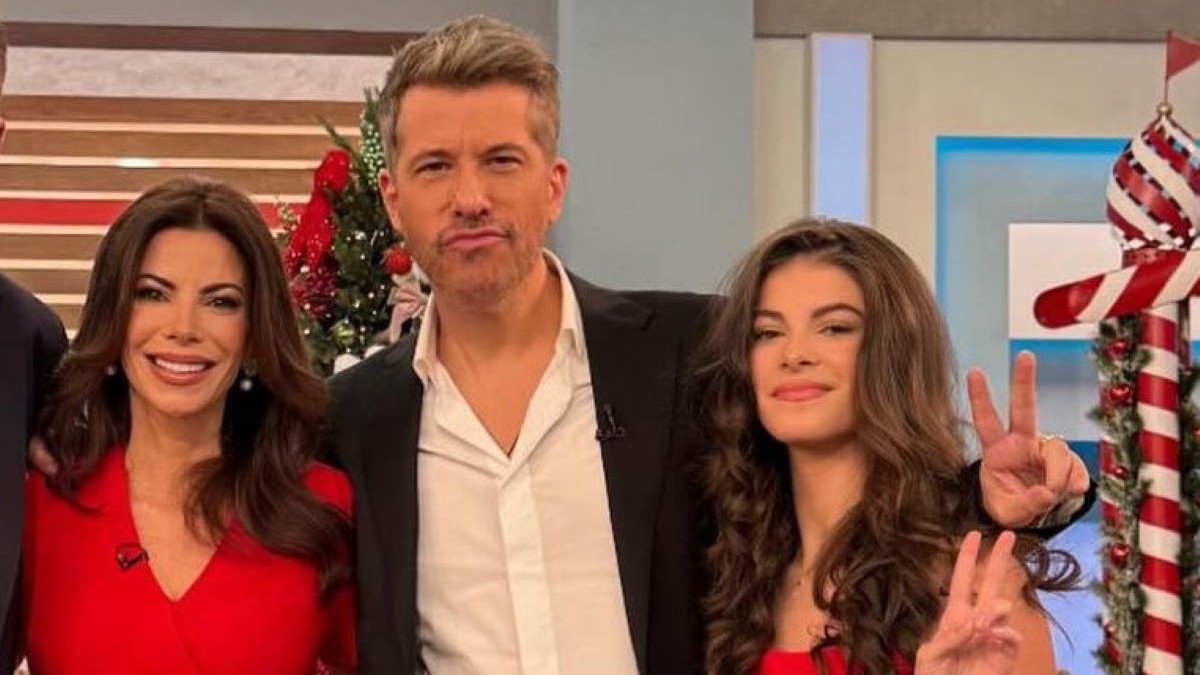 Χάρης Βαρθακούρης για την εμφάνιση της κόρης του, Λιόνα: «Ας μην το βαφτίζουμε “ντεμπούτο” ρε παιδιά»