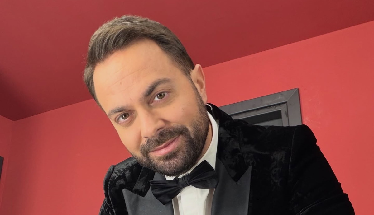 Ηλίας Βρεττός: Η πανέμορφη κόρη διάσημης ηθοποιού στο νέο του βίντεο κλιπ