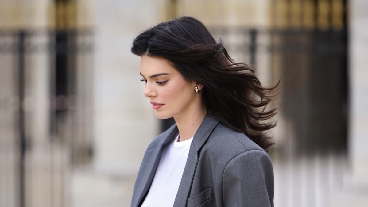 Η Κένταλ Τζένερ παίζει με το styling 