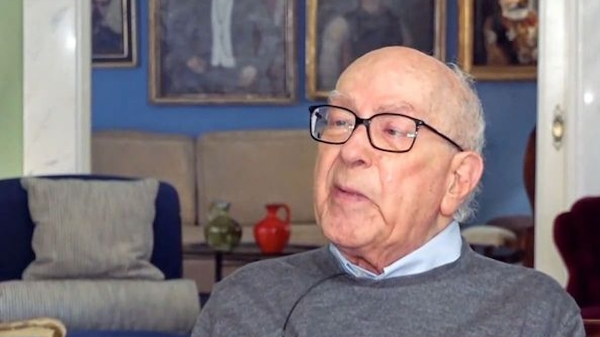 Γιώργος Παπαστεφάνου: «Έγραψα μια απάντηση που ενόχλησε πάρα πολύ τον Χατζιδάκι»