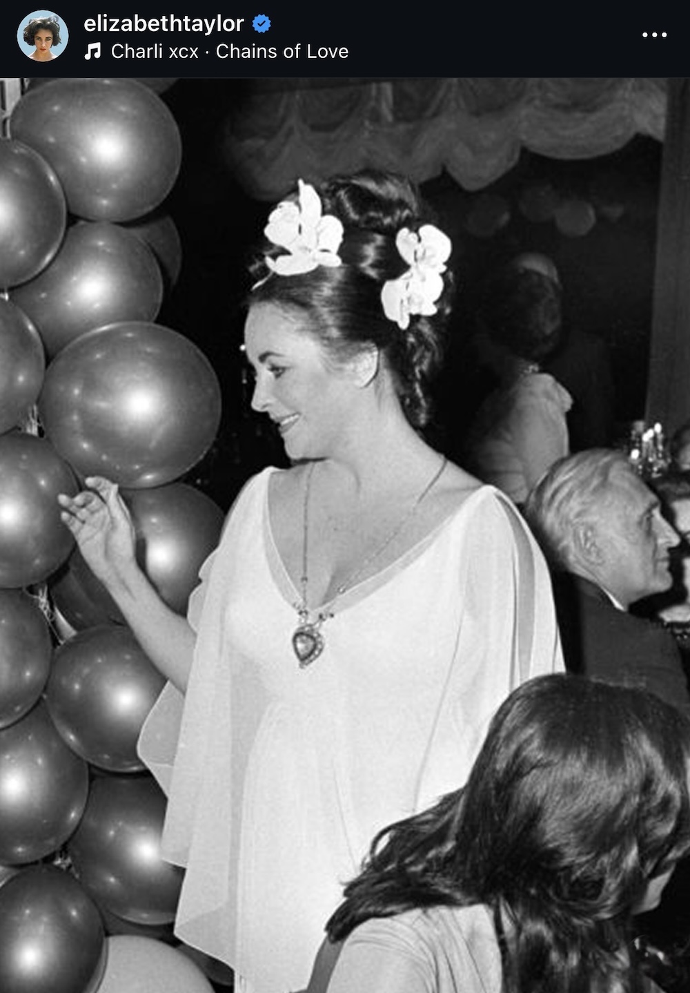 το κολιέ του Αγίου Βαλεντίνου