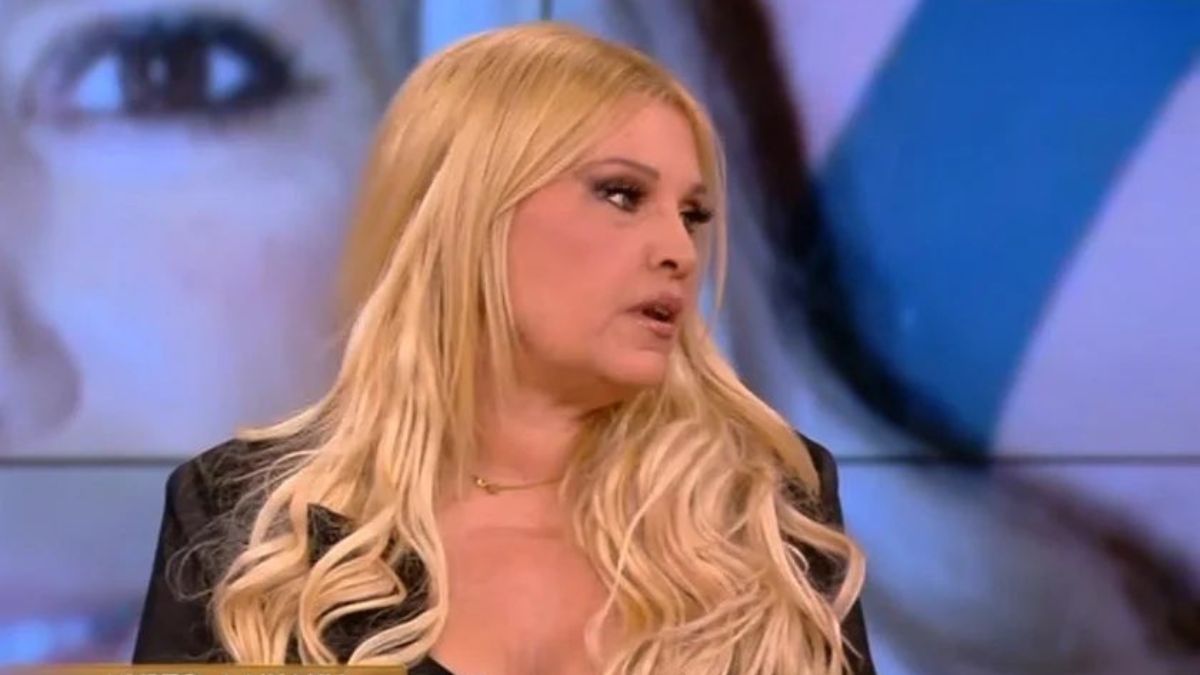 Σαμπρίνα: «Είχα κάνει μεγάλη εξάσκηση στο να είμαι ψύχραιμη. Μου είχαν σπάσει τα νεύρα»