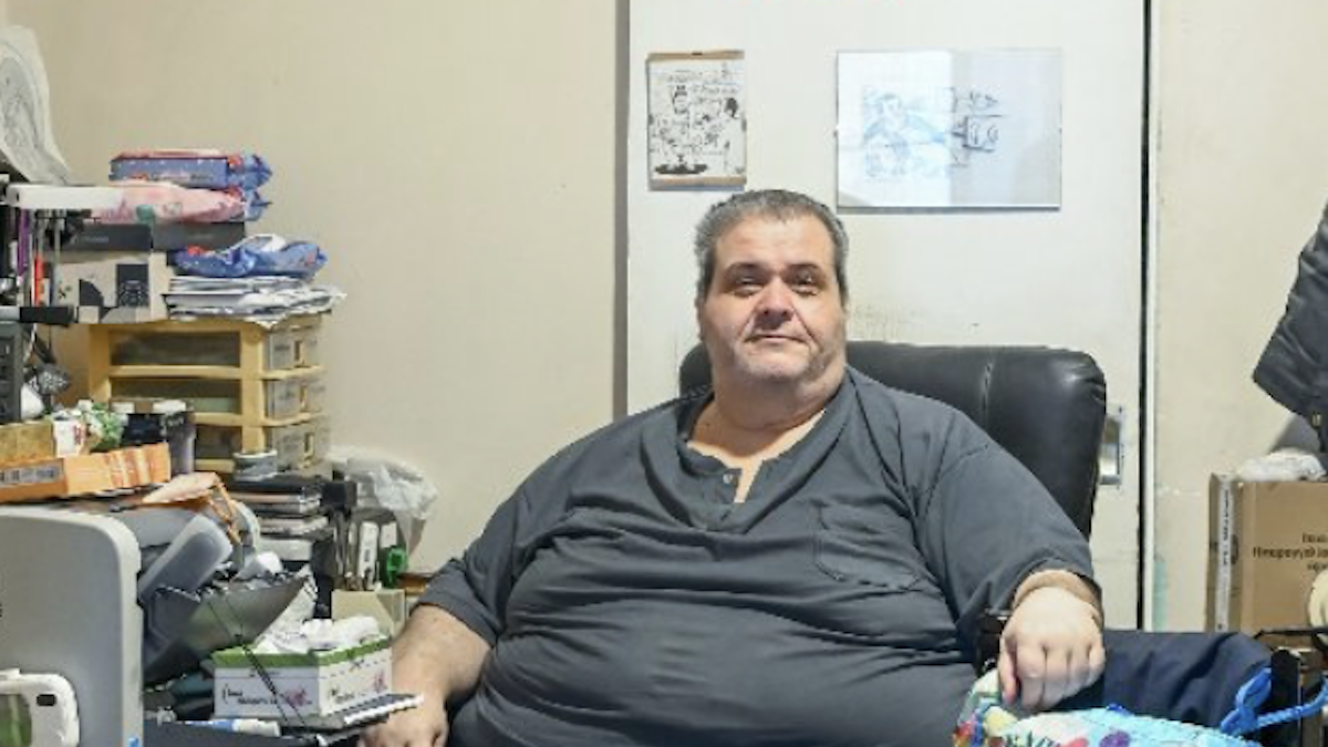 Κώστας Μακέδος: «Όλα λειτουργούν με τηλεκοντρόλ, γιατί δεν μπορώ να κουνηθώ»