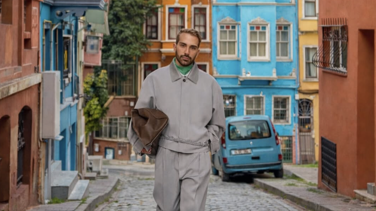 Nίκος Κοκλώνης για J2US: «Είμαι απρόβλεπτος. Κάθε Δευτέρα φτιάχνεται ένα διαφορετικό Σάββατο»