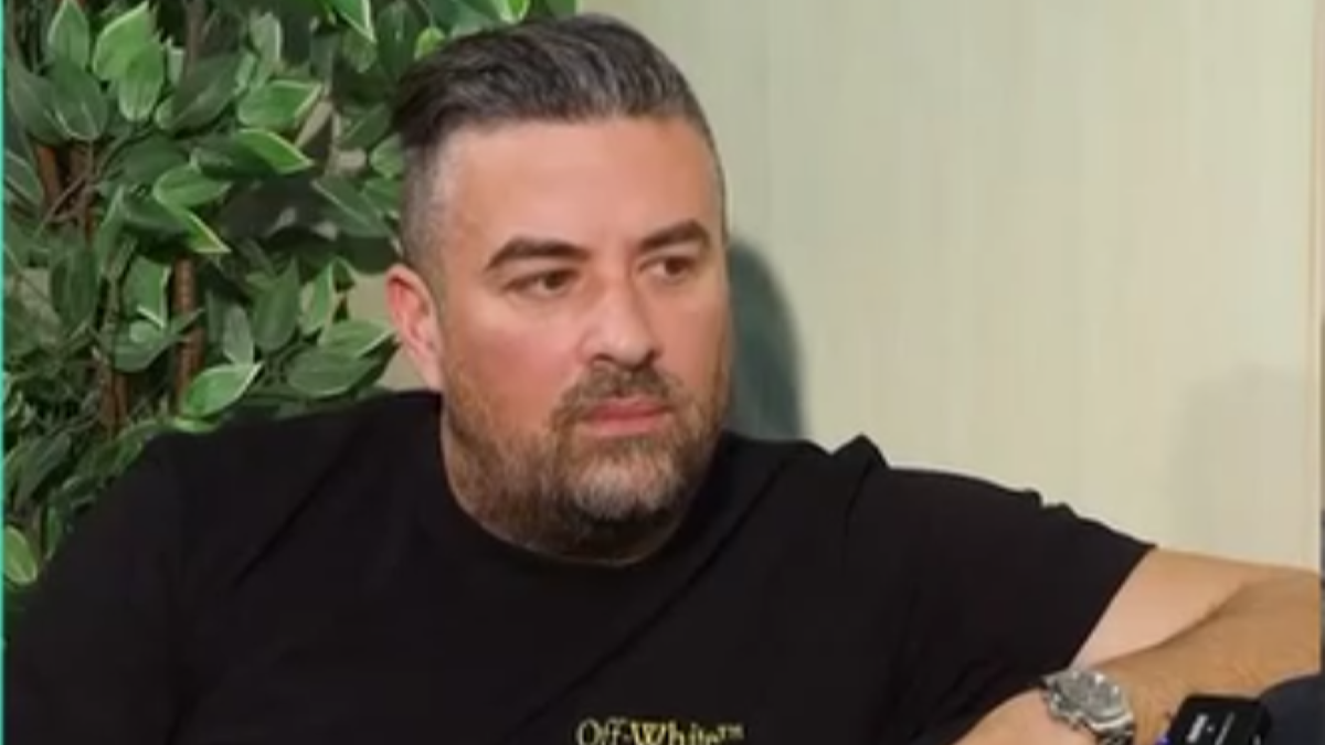 Γιάννης Αϊβάζης για τον χωρισμό από τη Μαρία Κορινθίου: «Μου λείπουν πολλά πράγματα. Είναι δύσκολο να σηκώνεσαι και να είσαι μόνος σου»