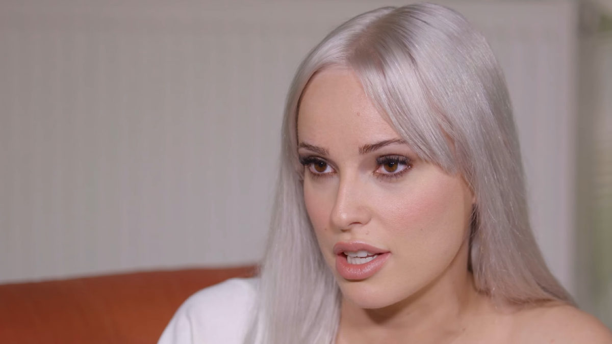 Άννα Θεοδωρίδη: Αποκάλυψε ότι παντρεύτηκε με τον Light – «Η βάφτιση του παιδιού θα πραγματοποιηθεί τον Ιούνιο στην Ελλάδα»