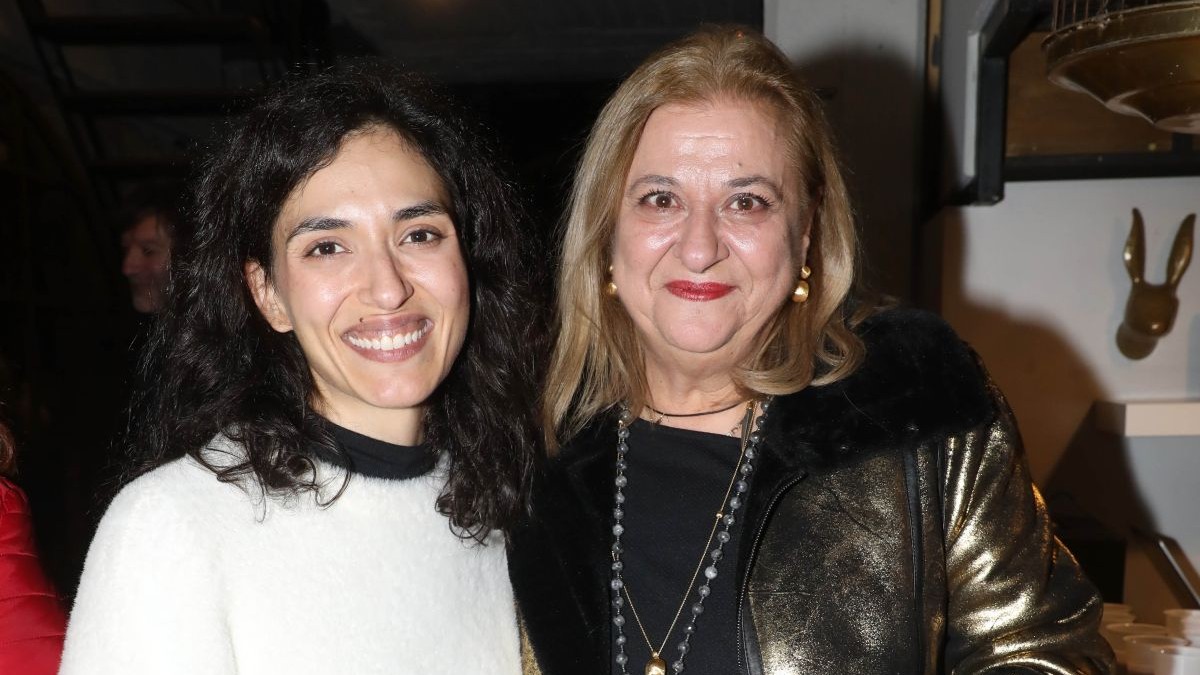 Ελισάβετ Κωνσταντινίδου: Στο πλευρό της κόρης της, Μαρίας Χάνου στη θεατρική της πρεμιέρα