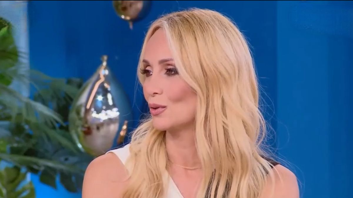 Ναταλί Κάκκαβα: «Μου λένε να σηκωθώ να φύγω, ότι είμαι ανεπιθύμητη»