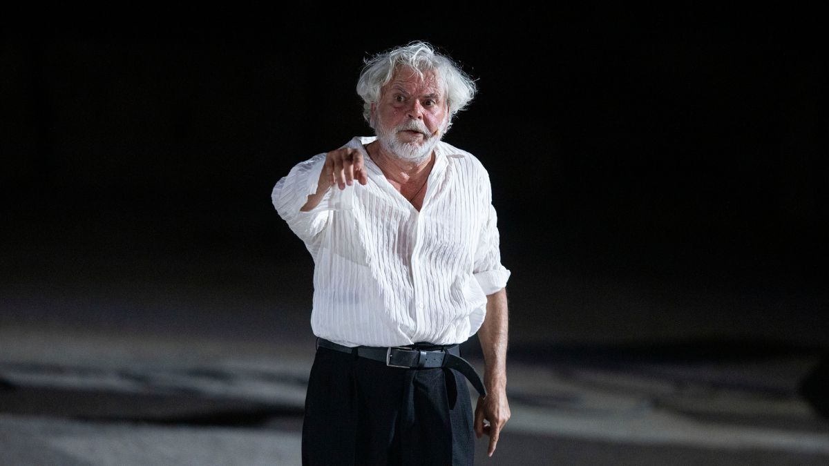 Ο Νίκος Καραθάνος στην Επίδαυρο – Η επιστροφή για 21η φορά