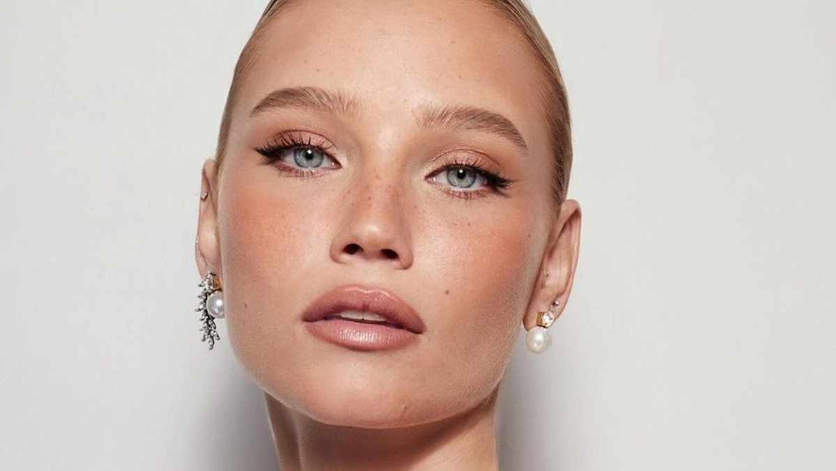 Ballet Slipper Lips: Η τάση που θα μετατρέψει τα χείλη σας σε ρομάντζο