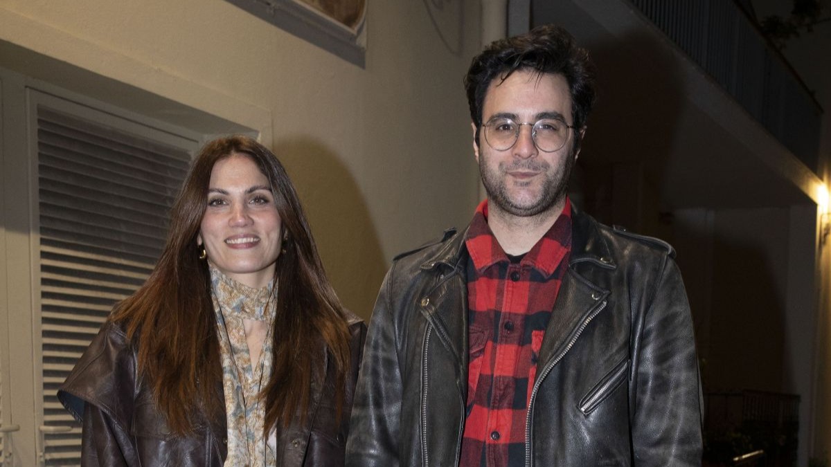 Θεατρική έξοδος για τη Μαίρη Συνατσάκη και τον Ίαν Στρατή – Που βρέθηκε το ζευγάρι