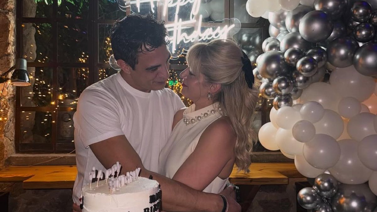 Τζένη Θεωνά: Οι φωτογραφίες από το πάρτι για τα 41α γενέθλια του Δήμου Αναστασιάδη!