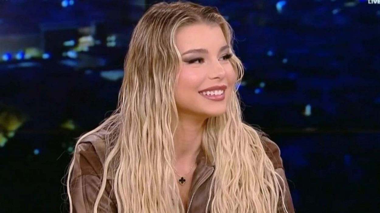 Modern Cinderella: Η απάντηση για το κοντό φόρεμα – «Για τον Θεό, είμαι 24 χρονών».