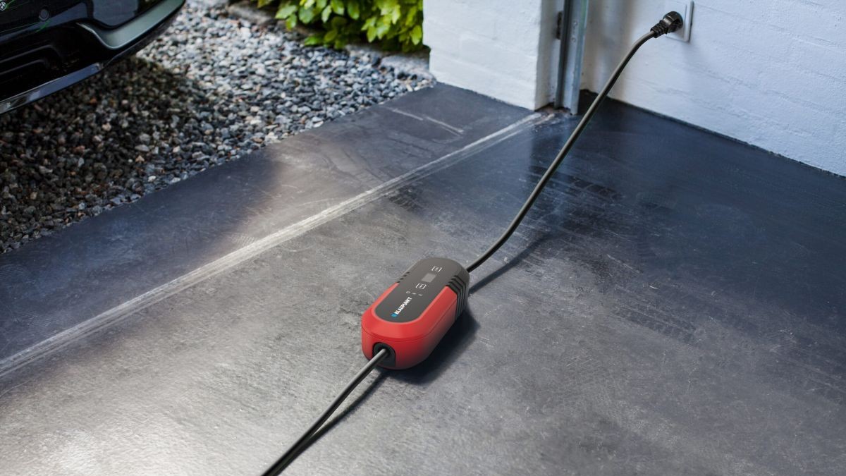 Φορητοί φορτιστές Blaupunkt: Η πρακτική λύση για φόρτιση ηλεκτρικού αυτοκινήτου από απλή πρίζα