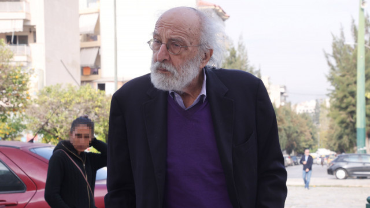 Αλέξανδρος Λυκουρέζος: Η αντίδρασή του μετά τις δηλώσεις της κόρης του για σεξουαλική παρενόχληση από συνεργάτη του