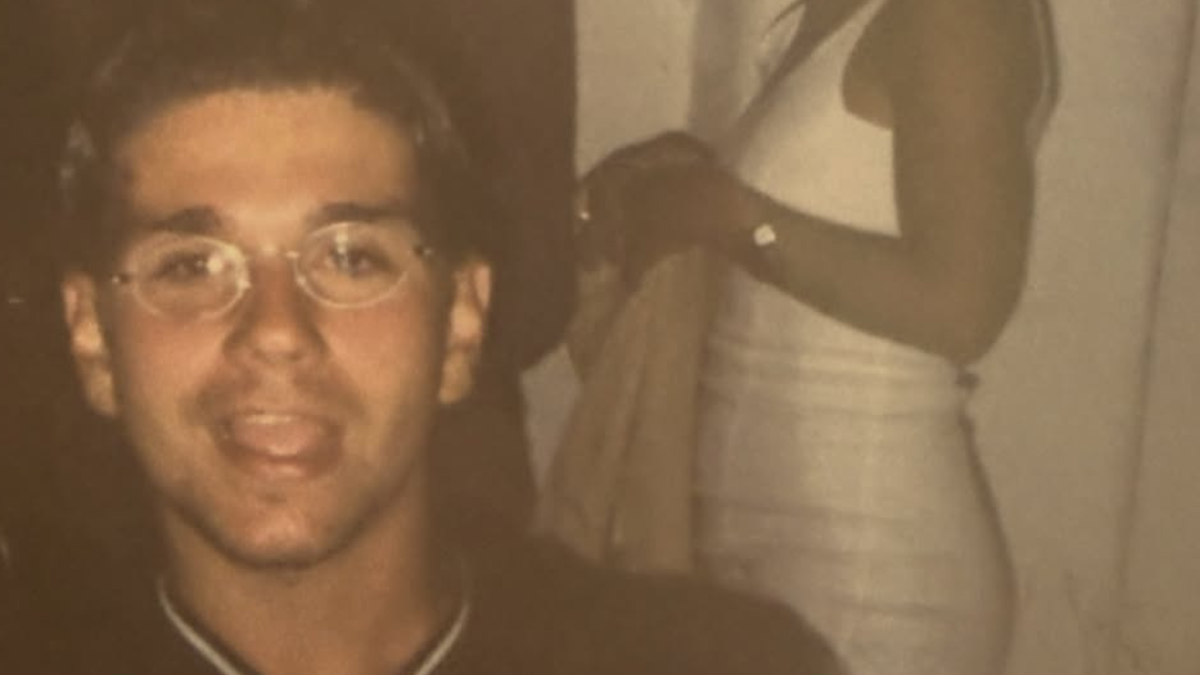 Αναγνωρίζετε τον ηθοποιό της φωτογραφίας;