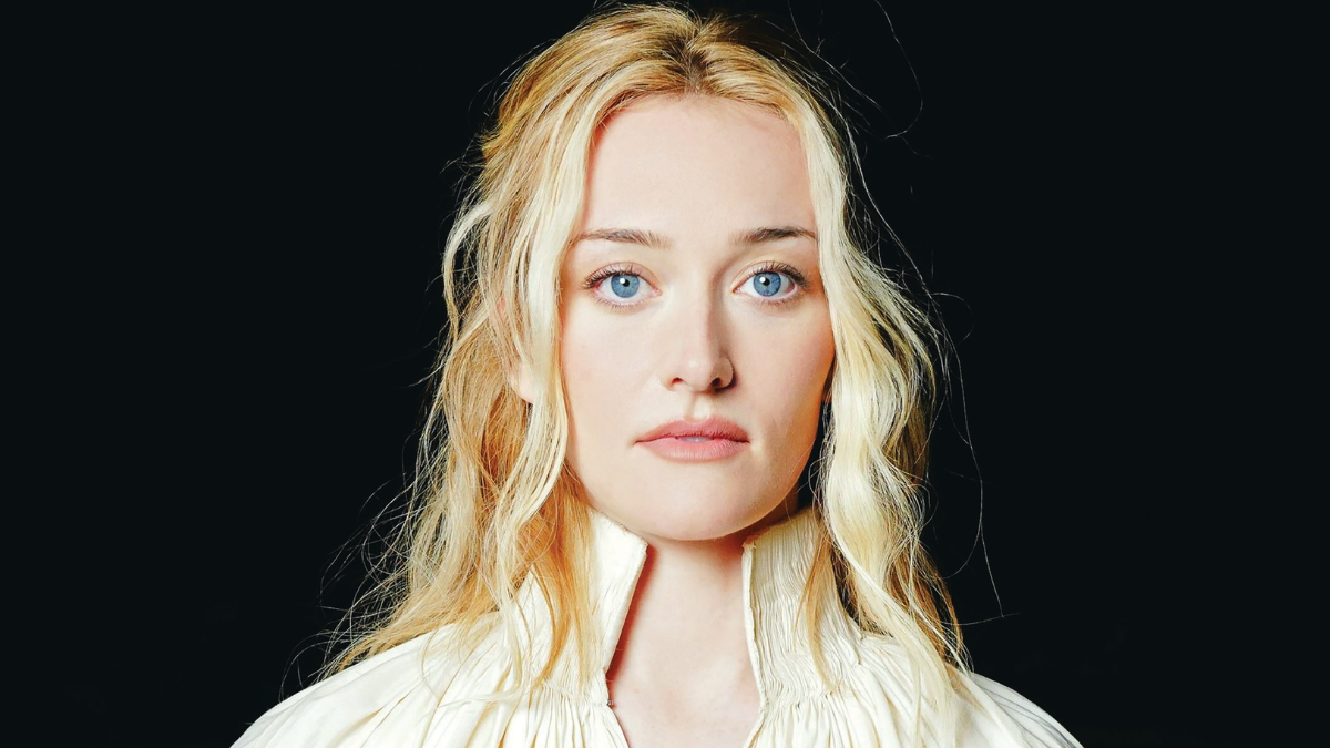 Σάρα Πίτζον: «Στόχος μου είναι να δείχνω ξεκούραστη, όχι βαμμένη»