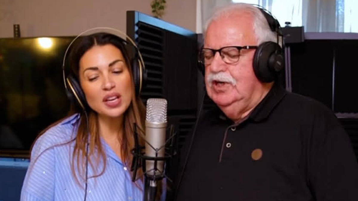 Ελένη Χατζίδου: Το τρυφερό βίντεο που δημοσιοποίησε με τον πατέρα της –  «Ο ήρωάς μου εσύ»