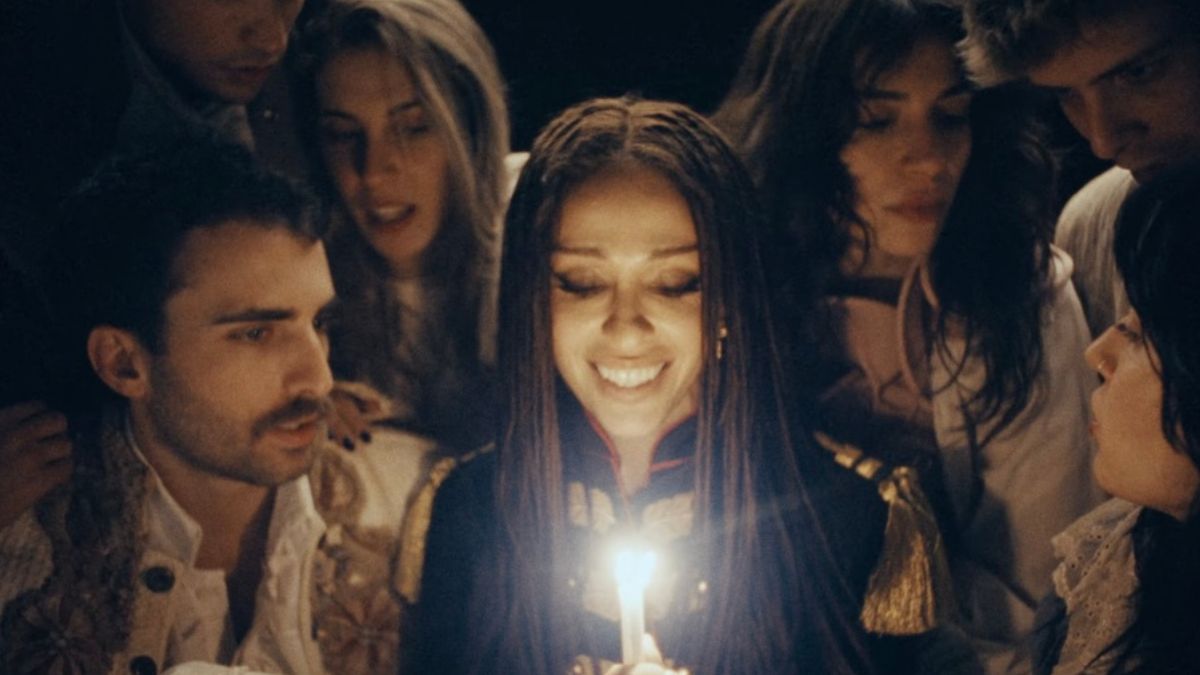 Ελένη Φουρέιρα: – «Χρόνια Πολλά»: Το γεμάτο συμβολισμούς video ανήμερα των γενεθλίων της