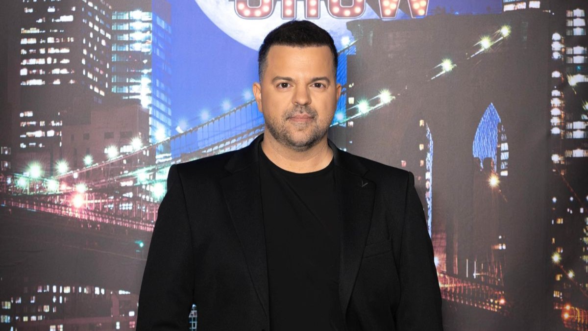 Νίκος Απέργης: «Τώρα τελευταία δεν είμαι το “καλό παιδί”. Στον χώρο ισοδυναμεί με άλλο, που ξεκινάει από “μ”»