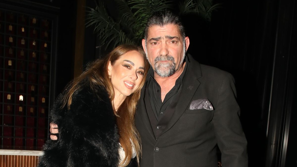 Μιχάλης Ιατρόπουλος – Κατερίνα Καλκανά: Διασκέδασαν στον Αντώνη Ρέμο και τον Χρήστο Μάστορα – Το ζεϊμπέκικο on stage!