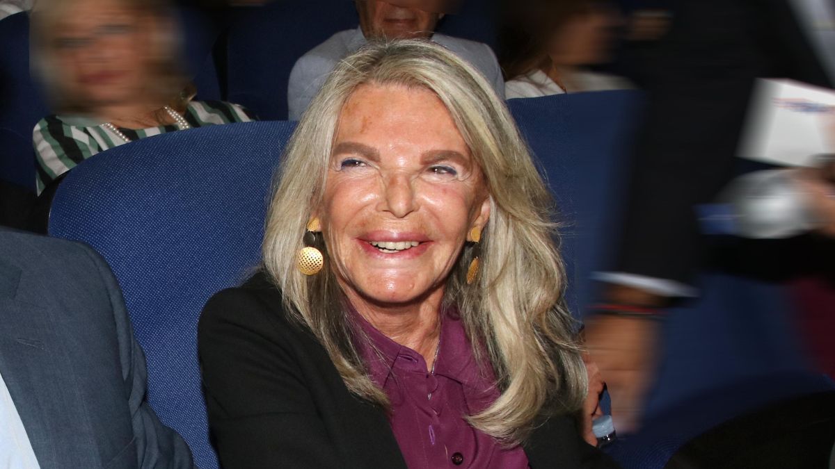 Ήβη Γόντικα: Σπάνια κοσμική εμφάνιση για την μητέρα της Μαρέβας Μητσοτάκη