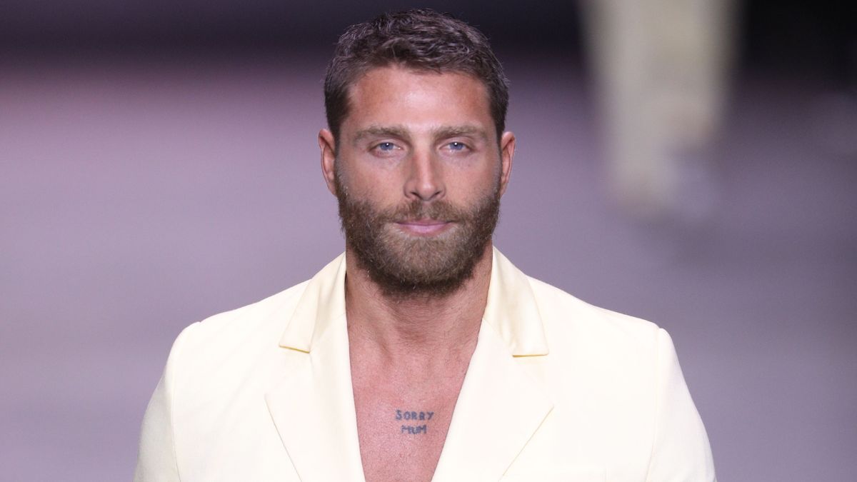 Γιώργος Μανίκας: Η απάντηση του μοντέλου σχετικά με τη διαρροή του ονόματός του στο κύκλωμα εξαπάτησης ΕΦΚΑ