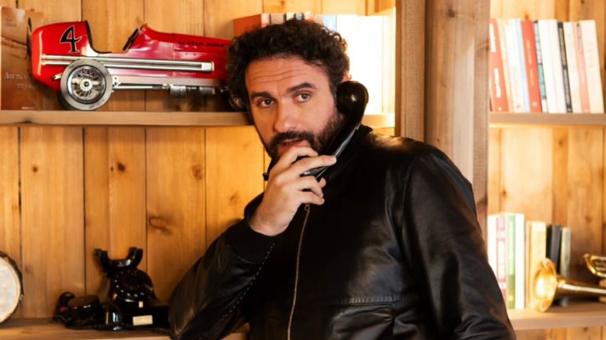 Μελέτης Ηλίας: Έχει γενέθλια και κλείνει τα 46 – «Ας ελπίσουμε ότι δεν θα ζήσουμε και τρίτο παγκόσμιο»