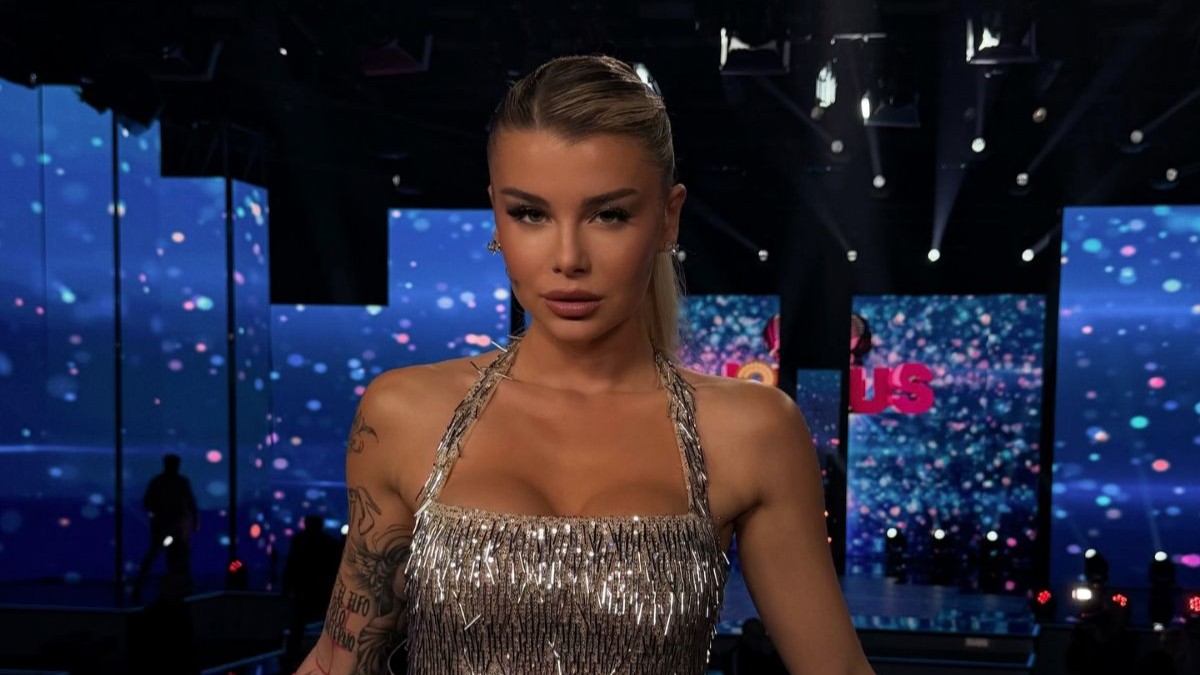 Modern Cinderella: Το πρόβλημα υγείας που αποκάλυψε μετά το 4ο live του J2US και η ανθοδέσμη που δέχτηκε